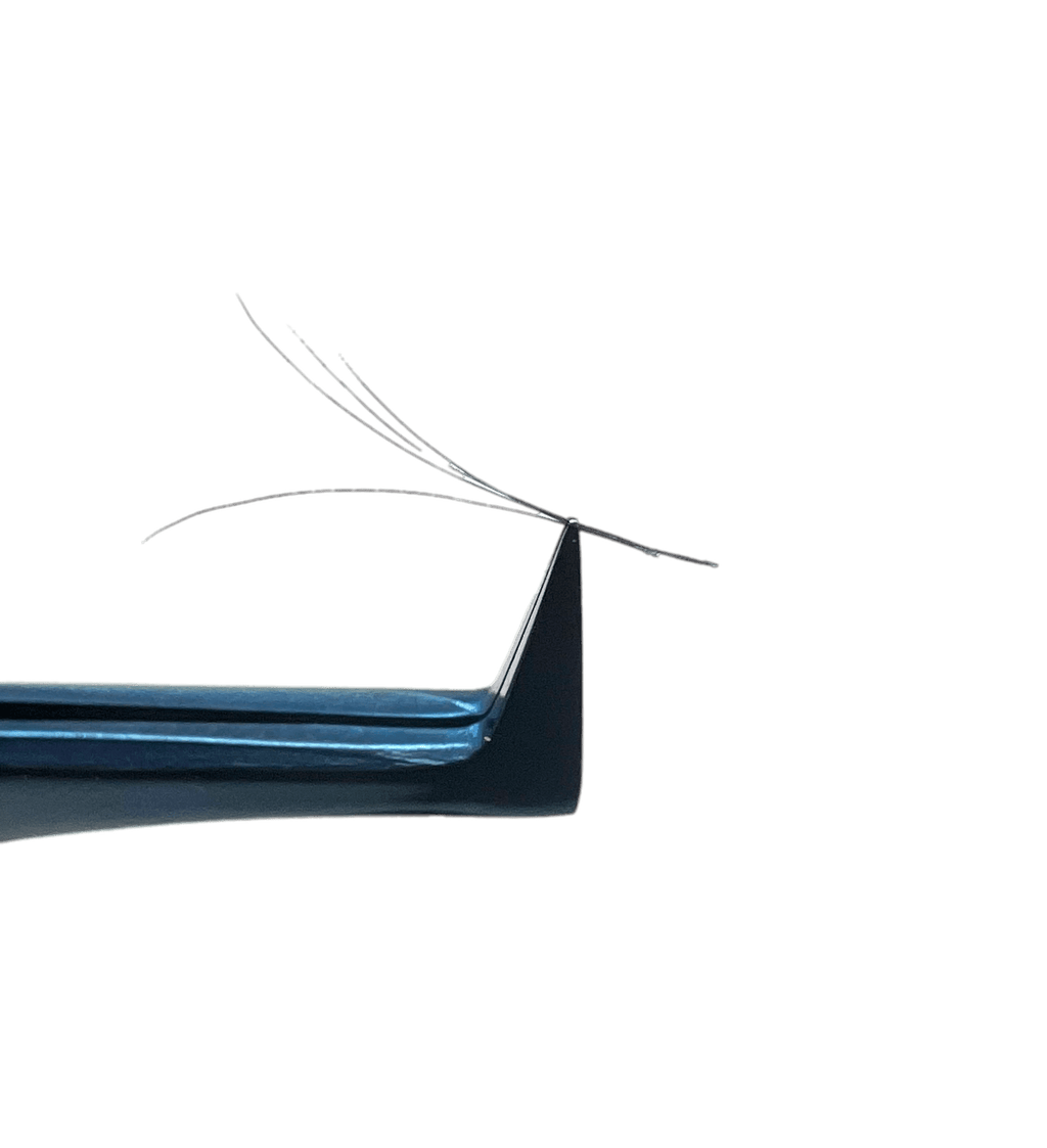 VIP V Type Easy Fan Lash Extensions 0.05 mm C Curl | 12-Line 8 mm Tray